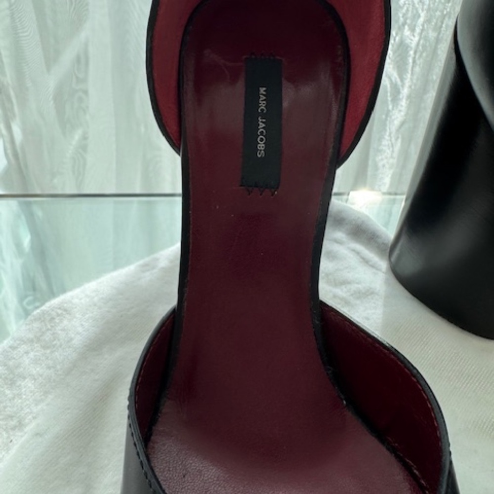 MARC JACOBS Pumps 'NEW' - Black with ankle tassle bow -  EU 37 (US 7)